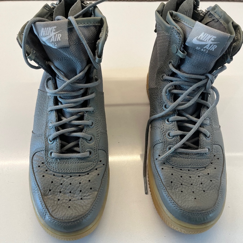 Nike Air Force 1 high tops